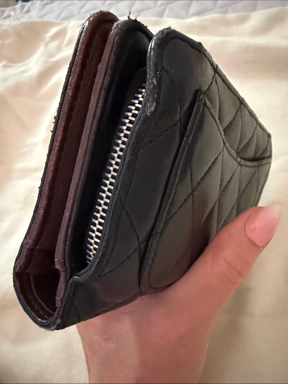 CHANEL Black Quilted soft Leather Snap Wallet with Silver CC Emblem - Picture 9 of 16